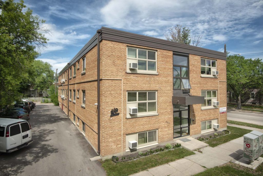 1 bedroom Apartments for rent in Winnipeg at Fay Ellen Apartments - Photo 01 - RentersPages – L412408