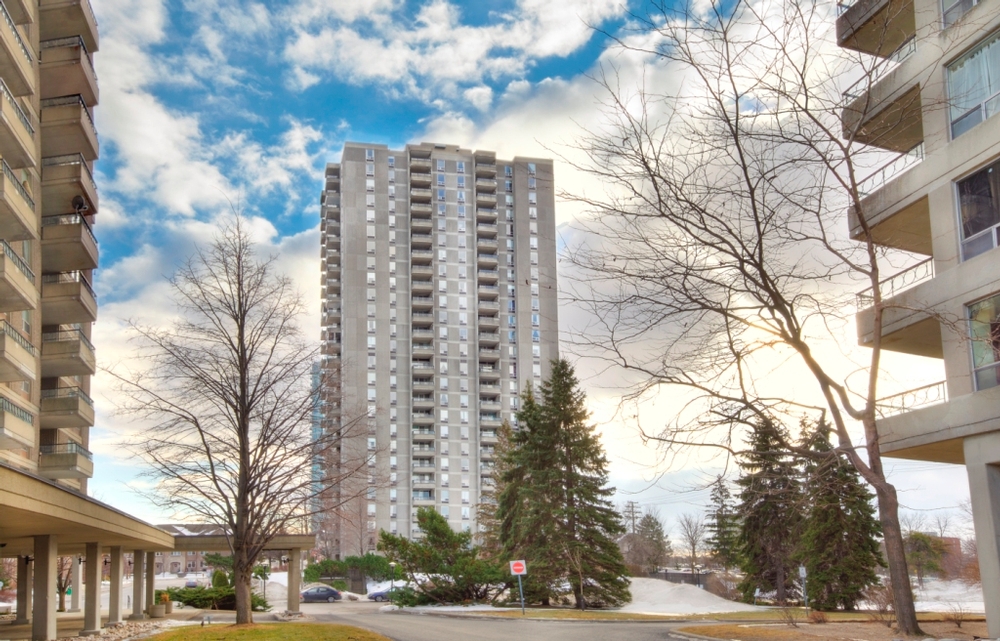 2 Bedroom Apartments For Rent Ottawa At Island Park Towers ...